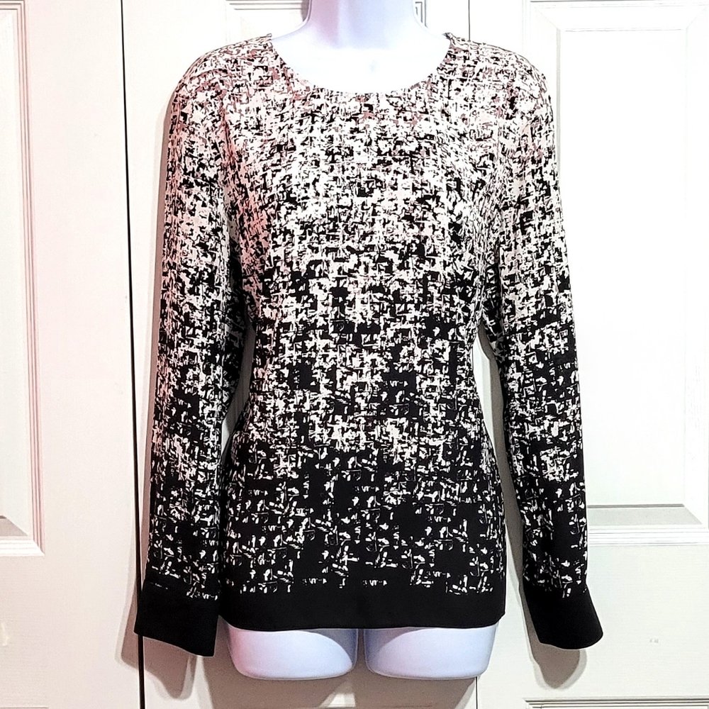 Vince Camuto Long Sleeve Shirt Blouse Pink Black White Blush Mauve Abstract